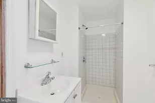 3379 Frederick St, Philadelphia, PA 19129 - Photo 8