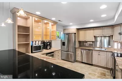 719 S Philip Street, Philadelphia, PA 19147 - Photo 2