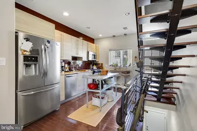 221 W Girard Avenue #2, Philadelphia, PA 19123 - Photo 6