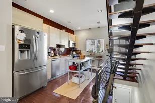 221 W Girard Ave, Philadelphia, PA 19123 - Photo 6