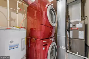 2001 Carpenter St, Philadelphia, PA 19146 - Photo 24