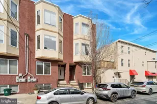 2001 Carpenter St, Philadelphia, PA 19146 - Photo 2