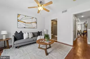 2001 Carpenter St, Philadelphia, PA 19146 - Photo 12