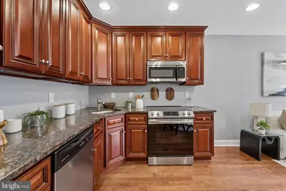 2001 Carpenter Street #B, Philadelphia, PA 19146 - Photo 8