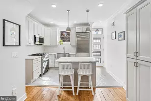 2047 Waverly St, Philadelphia, PA 19146 - Photo 10