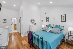 2047 Waverly St, Philadelphia, PA 19146 - Photo 26