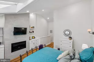 2047 Waverly St, Philadelphia, PA 19146 - Photo 26