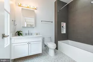 622 S 7th St, Philadelphia, PA 19147 - Photo 38