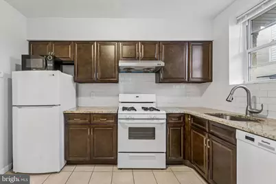 2021 Mercy Street, Philadelphia, PA 19145 - Photo 6