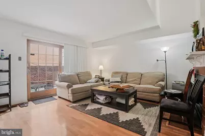 1 Queen Street #10, Philadelphia, PA 19147 - Photo 4