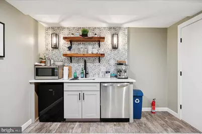 705-7 S 5th Street #LL, Philadelphia, PA 19147 - Photo 12