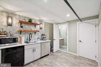 705-7 S 5th Street #LL, Philadelphia, PA 19147 - Photo 8