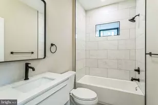 202 Kalos St, Philadelphia, PA 19128 - Photo 38