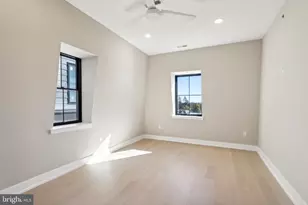 202 Kalos St, Philadelphia, PA 19128 - Photo 30