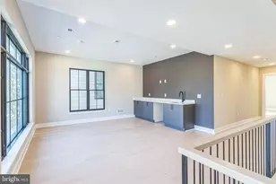202 Kalos St, Philadelphia, PA 19128 - Photo 34
