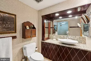 1811 Delancey Pl, Philadelphia, PA 19103 - Photo 24