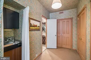 1811 Delancey Pl, Philadelphia, PA 19103 - Photo 20