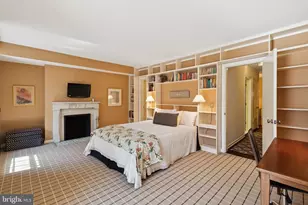 1811 Delancey Pl, Philadelphia, PA 19103 - Photo 34