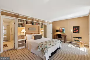 1811 Delancey Pl, Philadelphia, PA 19103 - Photo 36