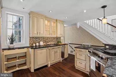 129 Bainbridge Street, Philadelphia, PA 19147 - Photo 18