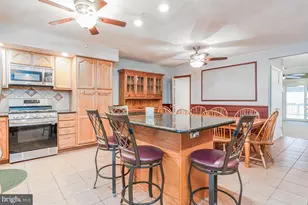 8422 Strahle Terrace, Philadelphia, PA 19111 - Photo 8