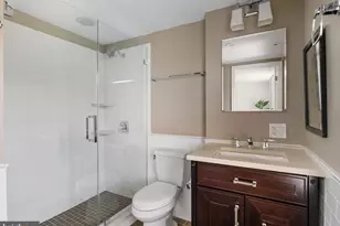 129 Bainbridge St, Philadelphia, PA 19147 - Photo 30