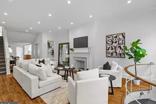 2222 Locust St, Philadelphia, PA 19103 - Photo 4