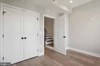 1233 N Myrtlewood Street, Philadelphia, PA 19121 - Photo 16