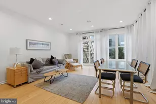 1011 N Orianna St, Philadelphia, PA 19123 - Photo 2