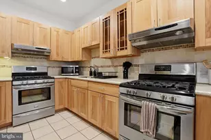 1011 N Orianna St, Philadelphia, PA 19123 - Photo 4