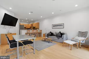 1011 N Orianna St, Philadelphia, PA 19123 - Photo 4