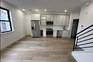 930 N 2nd St, Philadelphia, PA 19123 - Photo 2