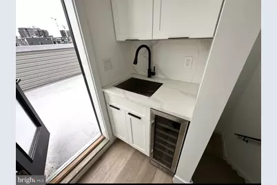 930 N 2nd Street #3, Philadelphia, PA 19123 - Photo 8