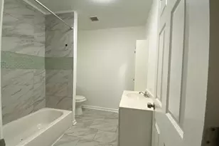 2510 Manton St, Philadelphia, PA 19146 - Photo 14