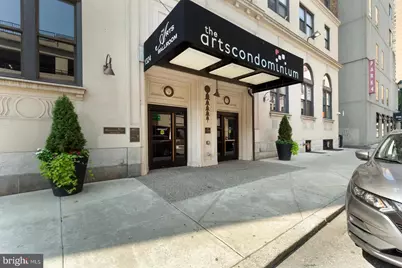 1324 Locust Street #421, Philadelphia, PA 19107 - Photo 10