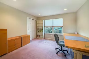 838 Gina Dr, Philadelphia, PA 19115 - Photo 32