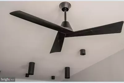 2342 N 6th Street #101, Philadelphia, PA 19133 - Photo 12