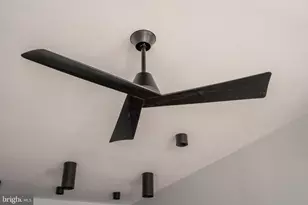 2342 N 6th St, Philadelphia, PA 19133 - Photo 12