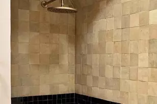 811 Pierce St, Philadelphia, PA 19148 - Photo 1