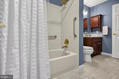 71101 Delaire Landing Road #101, Philadelphia, PA 19114 - Photo 24