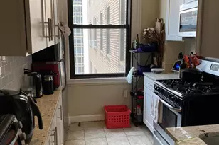 2031 Locust St, Philadelphia, PA 19103 - Photo 4