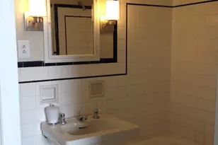 2031 Locust St, Philadelphia, PA 19103 - Photo 8