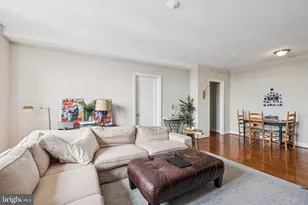 2031 Locust St, Philadelphia, PA 19103 - Photo 2