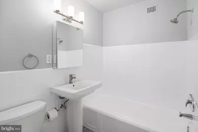 2601 Pennsylvania Avenue #515, Philadelphia, PA 19130 - Photo 10