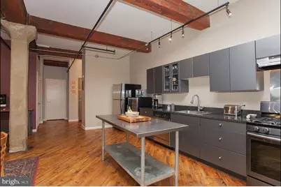 1210 Buttonwood Street #203, Philadelphia, PA 19123 - Photo 2