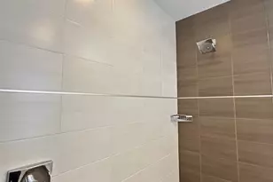 263 N 3rd St, Philadelphia, PA 19106 - Photo 18