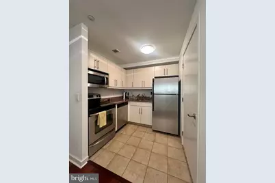 219 S 18th Street #405, Philadelphia, PA 19103 - Photo 6