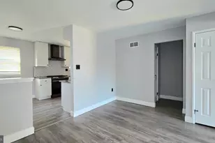 4214 Carteret Dr, Philadelphia, PA 19114 - Photo 4