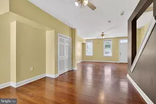 219 Hermitage St, Philadelphia, PA 19127 - Photo 8