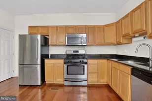 219 Hermitage St, Philadelphia, PA 19127 - Photo 8